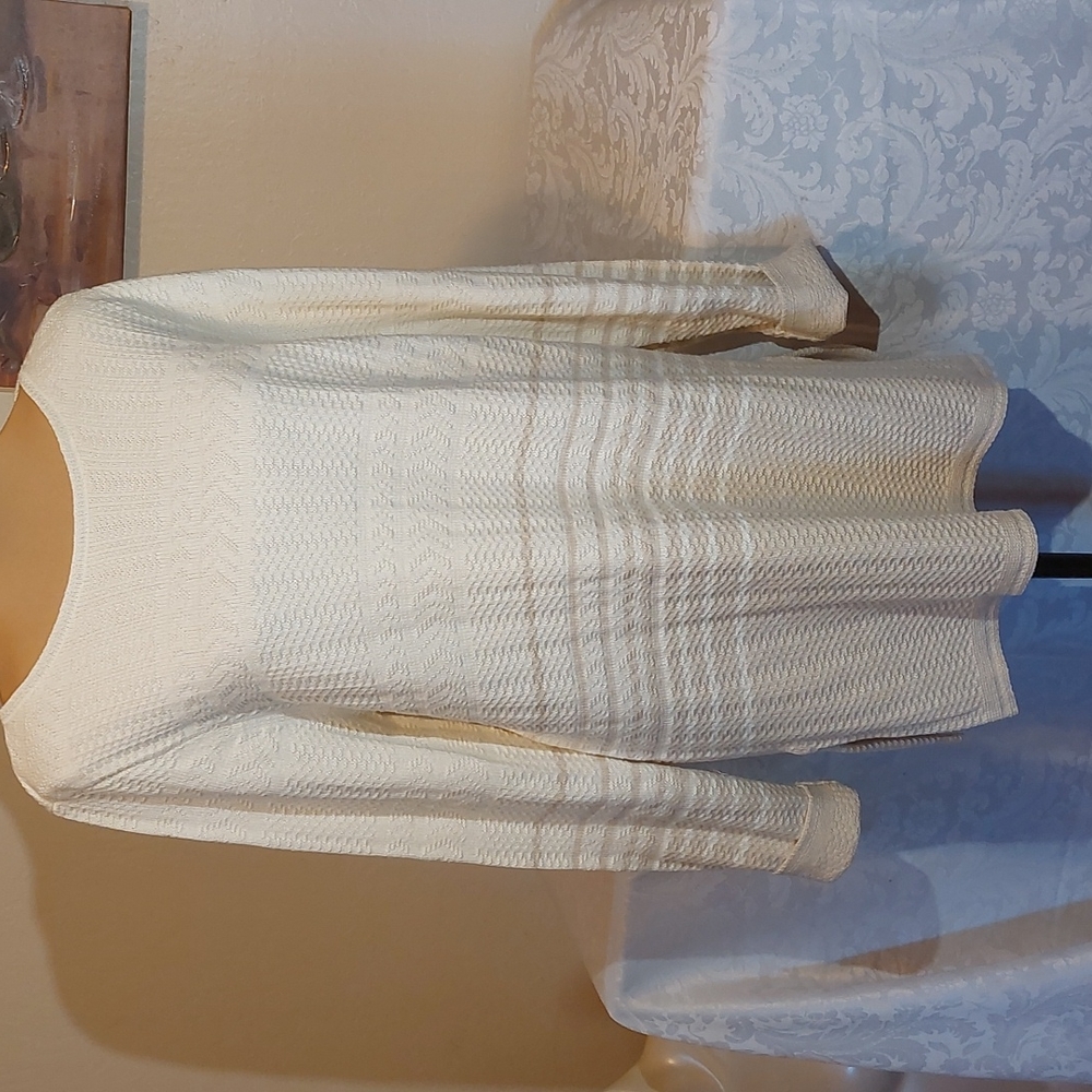 LANDS END womans long sleeve/long sweater. Size L. NWOT